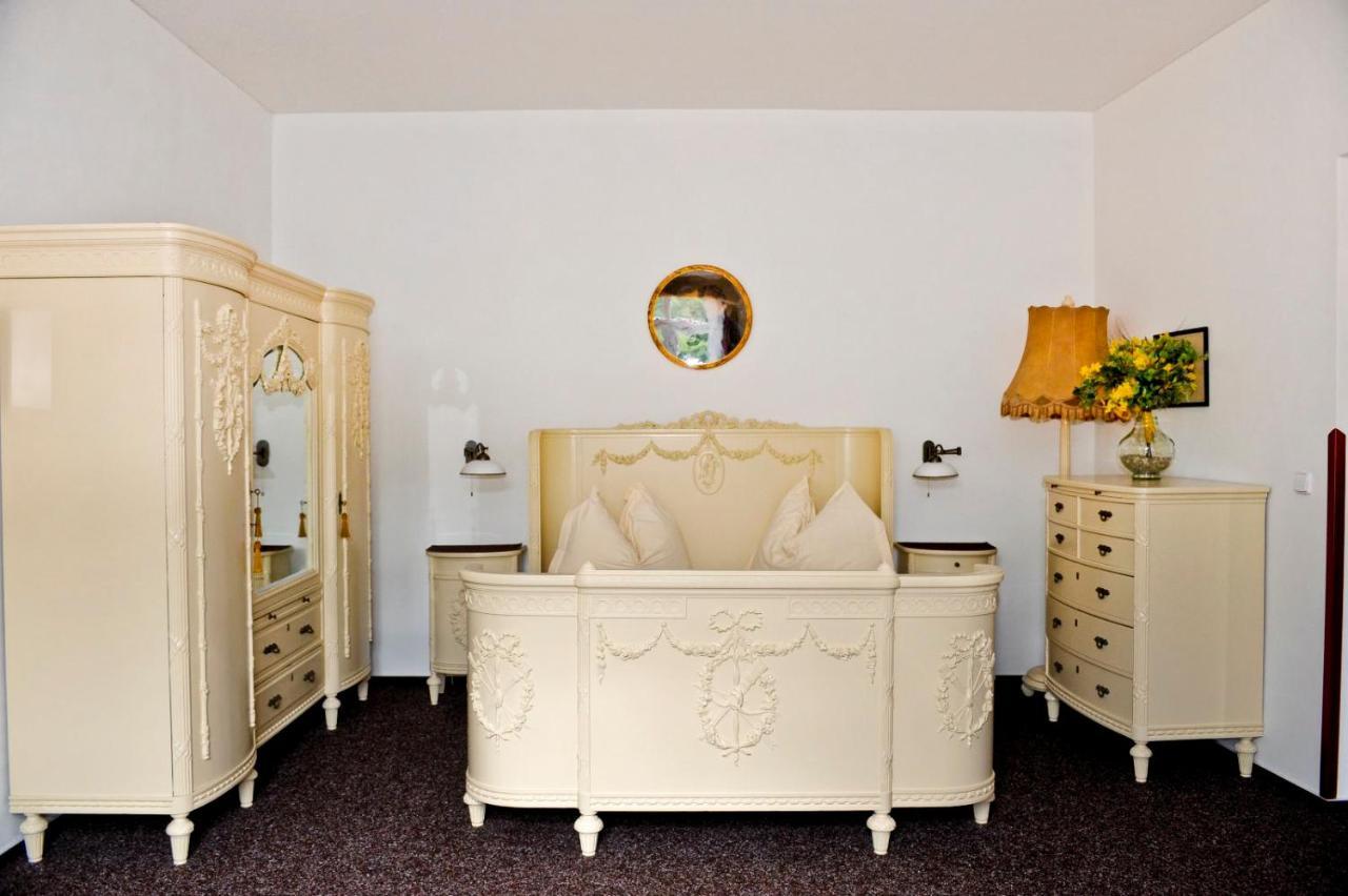 Hotel Cisar Ferdinand Loket Eksteriør bilde