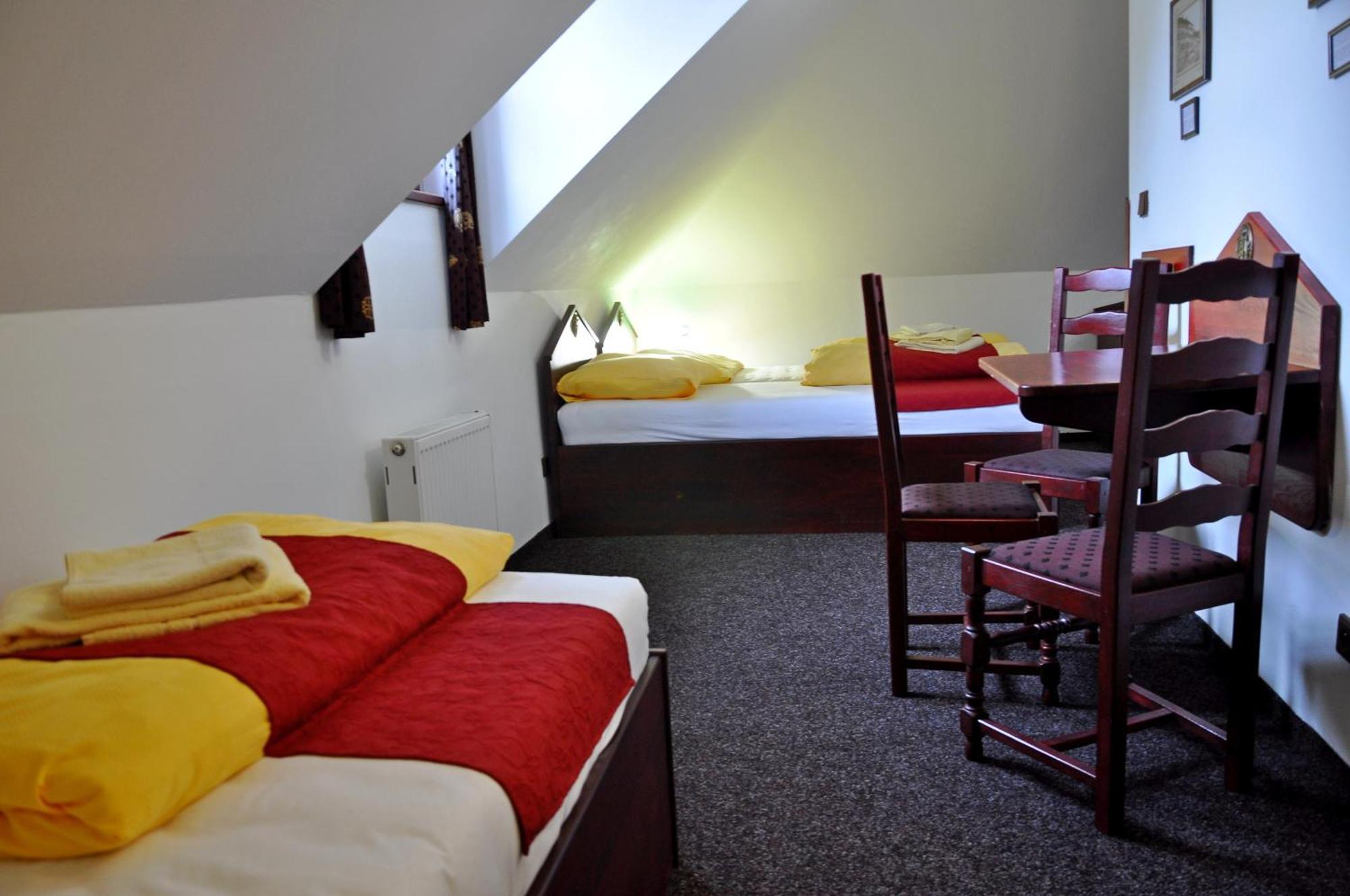 Hotel Cisar Ferdinand Loket Rom bilde