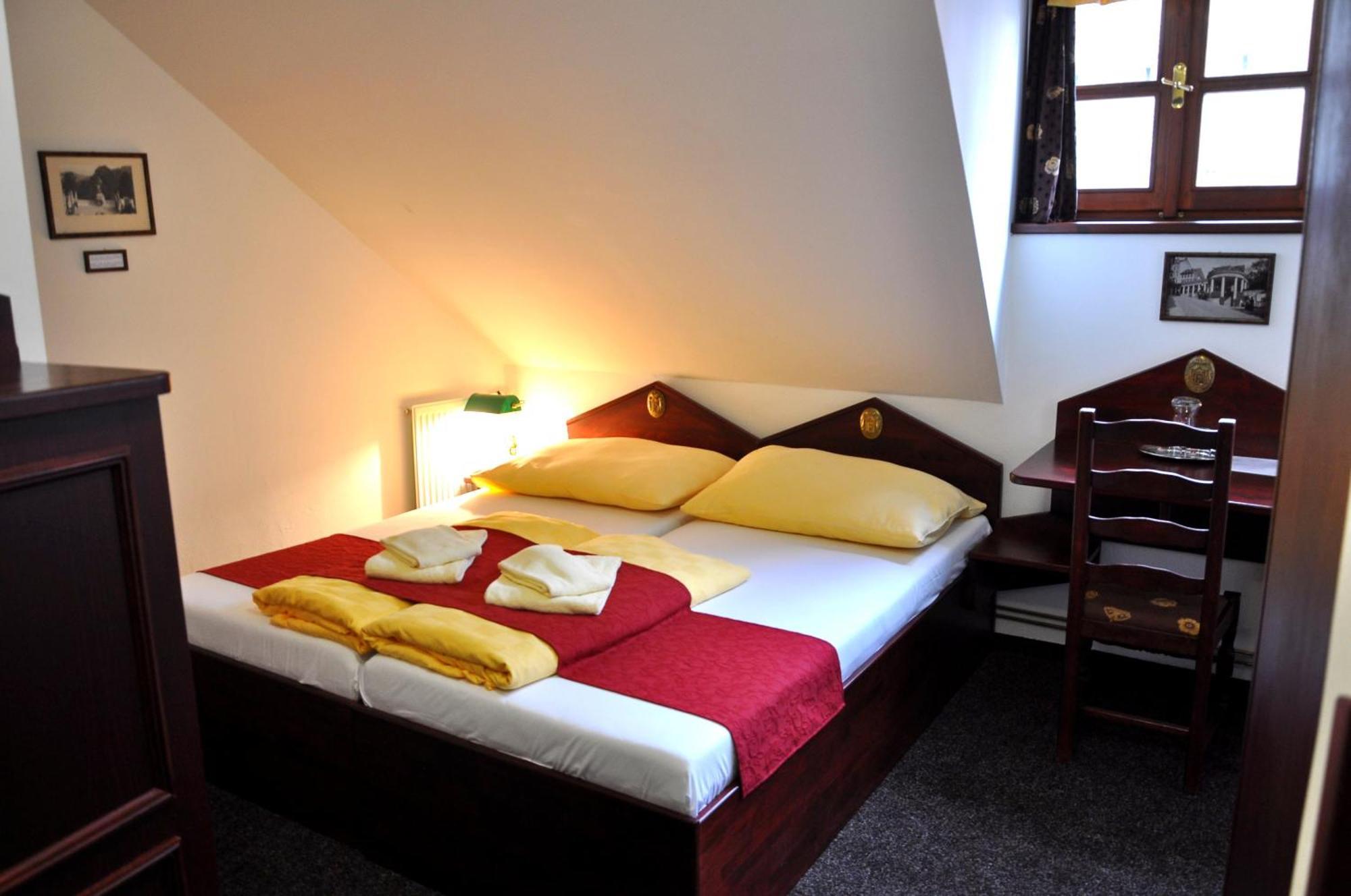 Hotel Cisar Ferdinand Loket Rom bilde
